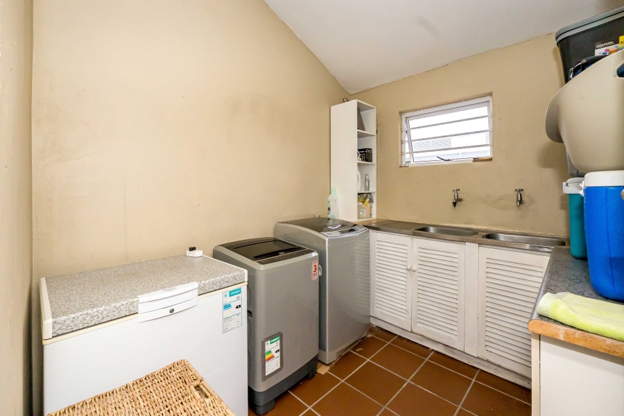 3 Bedroom Property for Sale in Thornton Western Cape